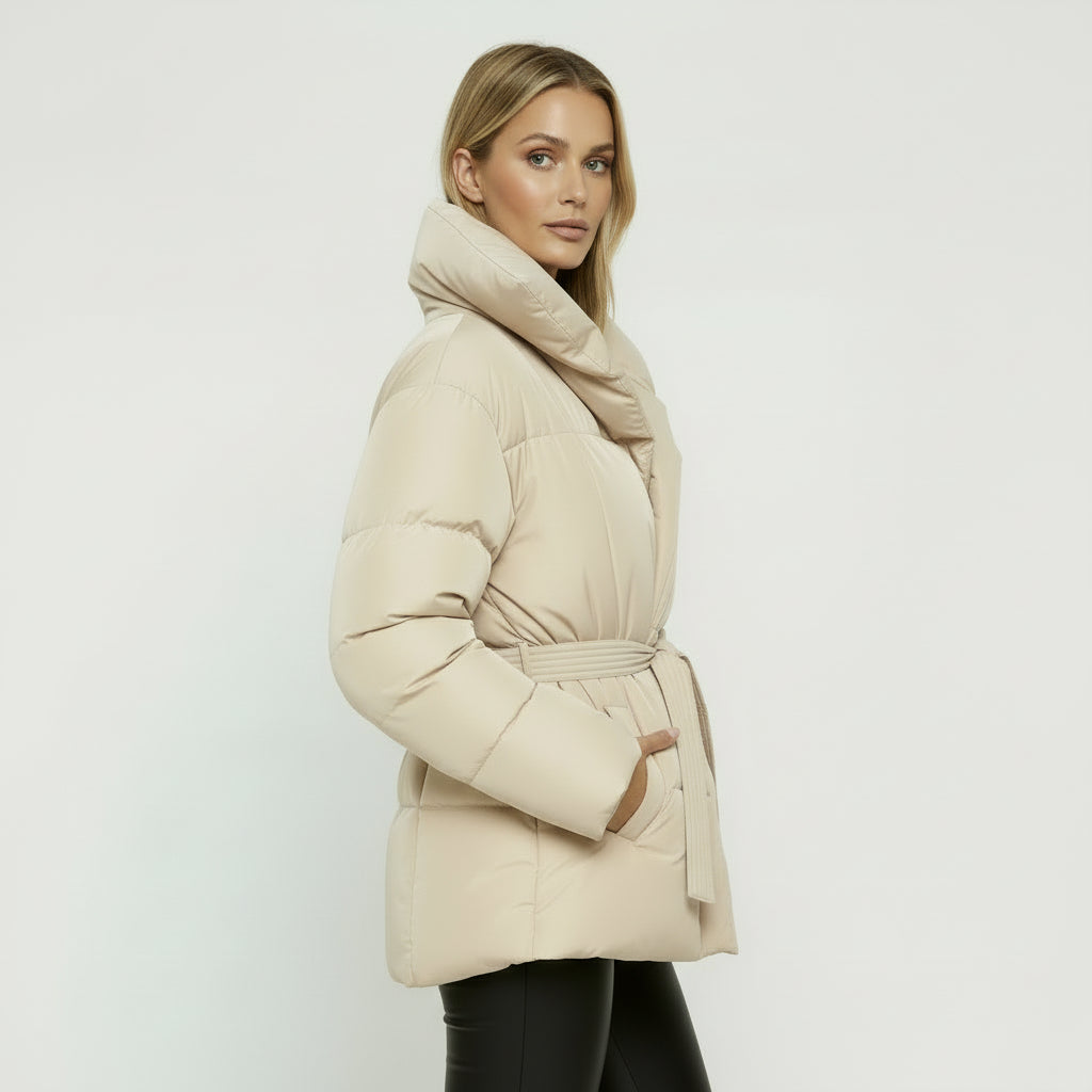 L’Intemporelle – Doudoune Sculptante